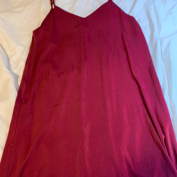 HOT PINK SLIP DRESS - Picture 3 of 4